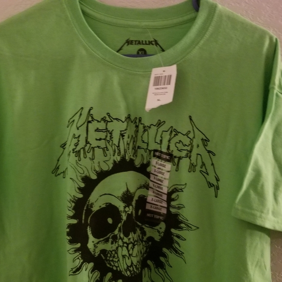 Hot Topic Metallica Shirt XL NWT - Picture 3 of 7